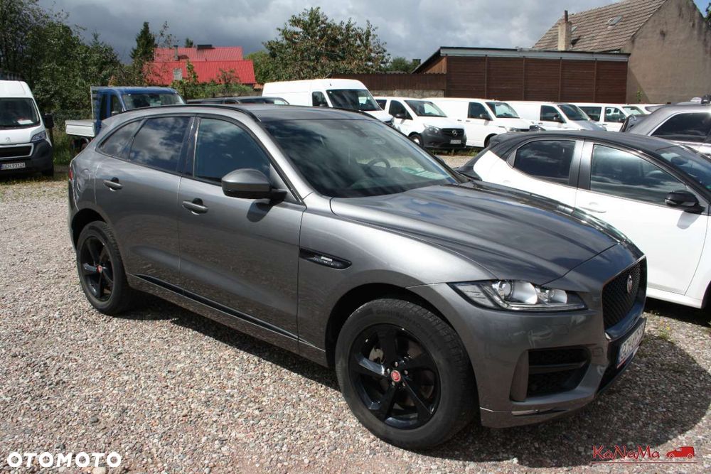 Jaguar F-Pace - 1