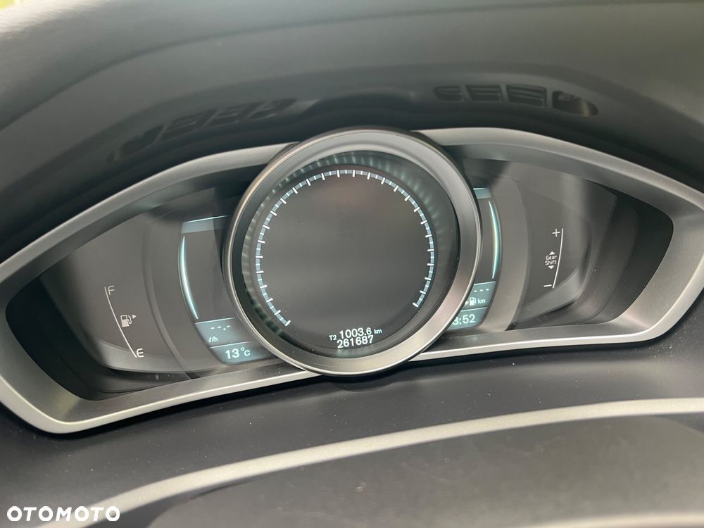 Volvo V40 D2 Kinetic - 16