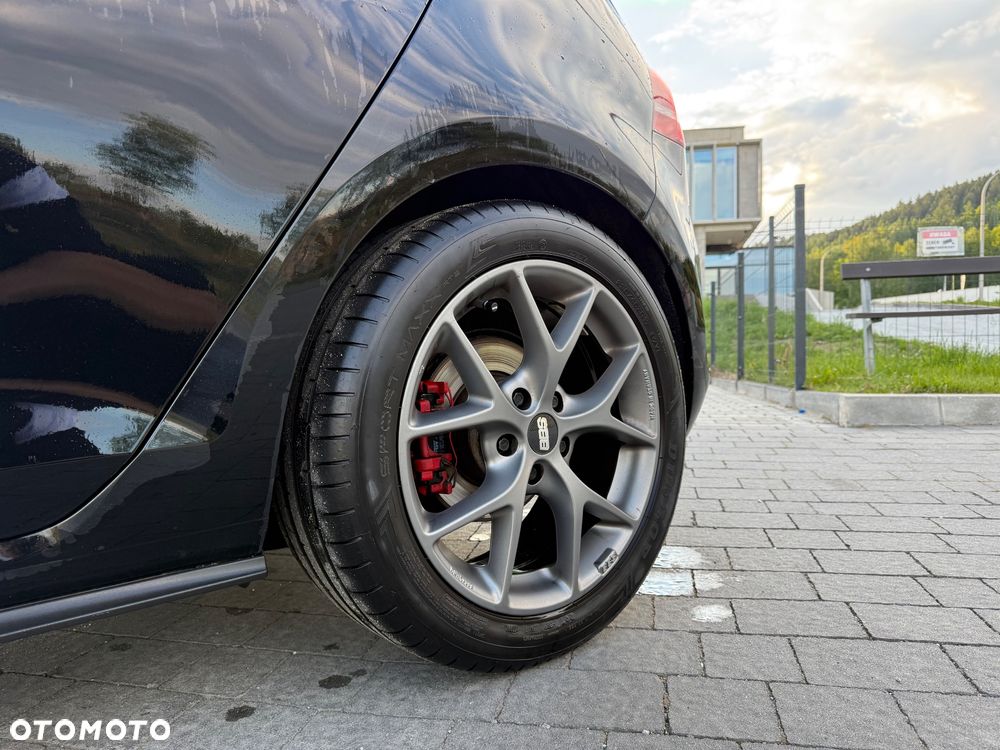 Volkswagen Golf GTD BlueMotion Technology - 14