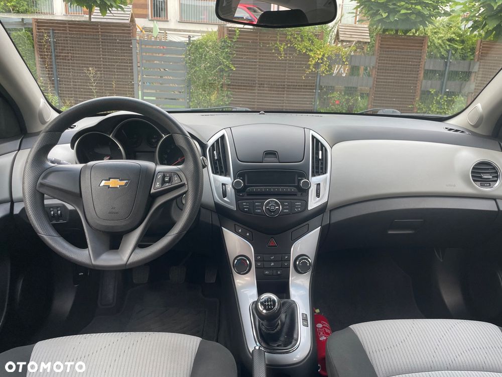 Chevrolet Cruze 1.7 D LT+ - 22