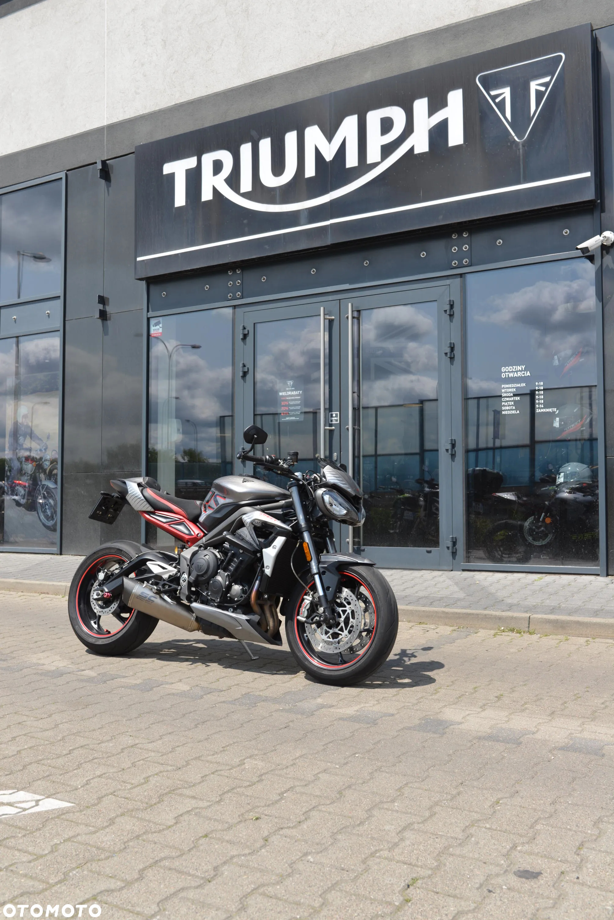 Triumph Street Triple - 2