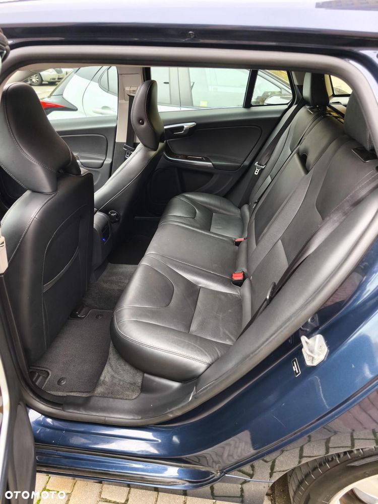 Volvo V60 T5 Geartronic - 11