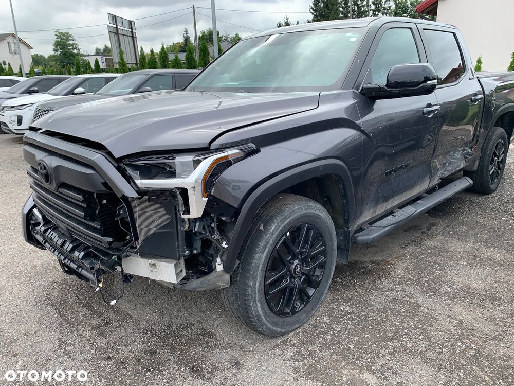 Toyota Tundra - 6
