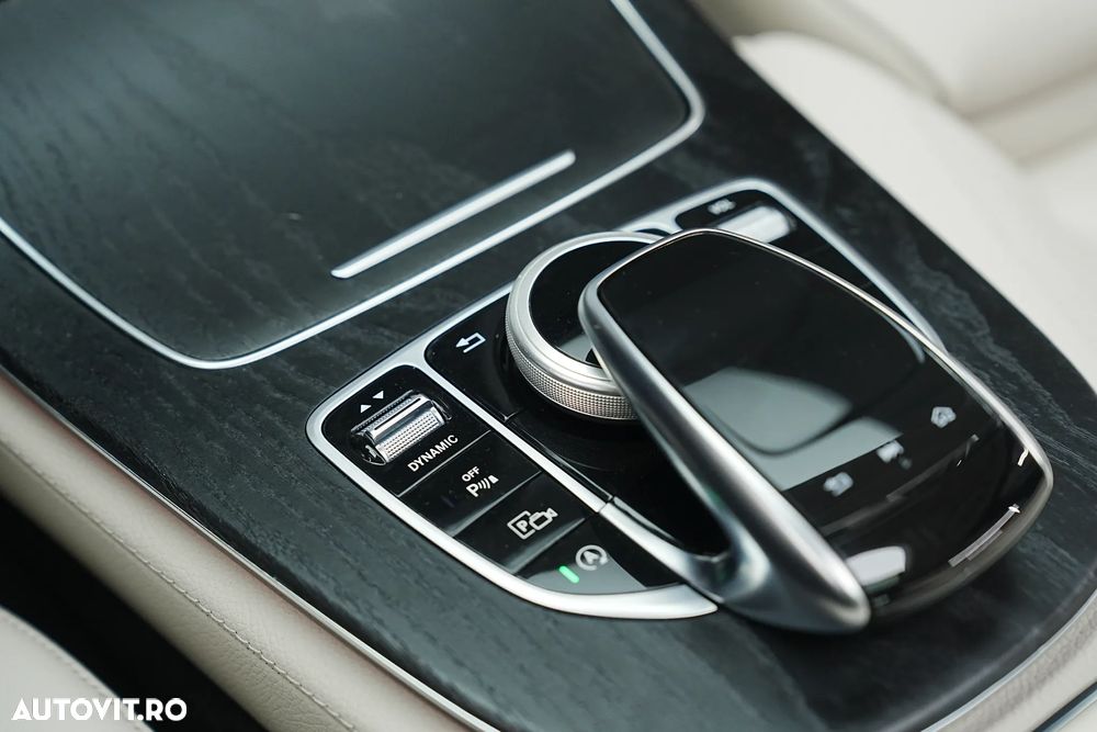 Mercedes-Benz E 200 d 9G-TRONIC - 40