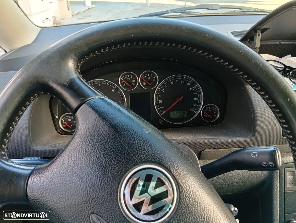 VW Sharan 1.9 TDi Confortline - 5