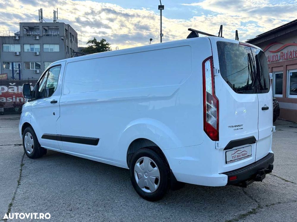 Ford TRANSIT CUSTOOM - 11