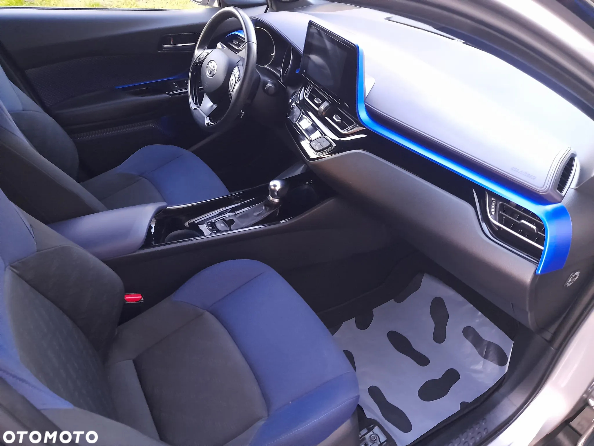 Toyota C-HR 1.8 Hybrid Dynamic - 13