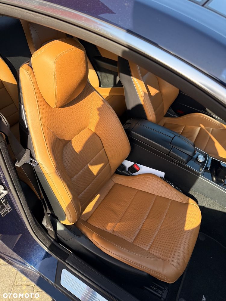 Mercedes-Benz Klasa E 250 7G-TRONIC Sport Edition - 12
