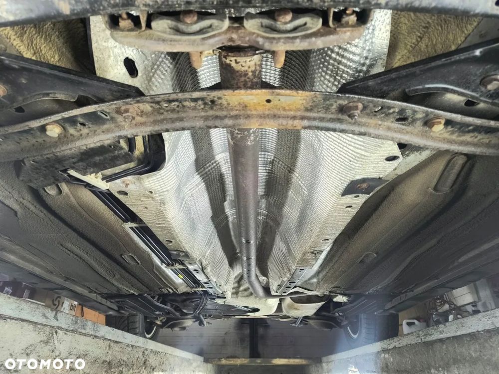 Ford C-MAX 1.6 TDCi Start-Stop-System Titanium - 25