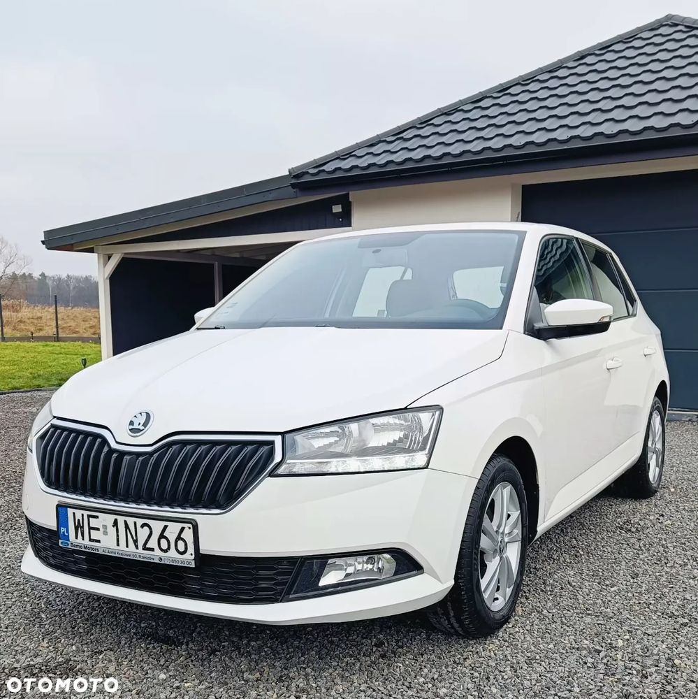 Skoda Fabia 1.0 Ambition Plus - 2