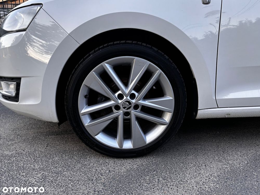 Skoda RAPID 1.2 TSI Active - 14