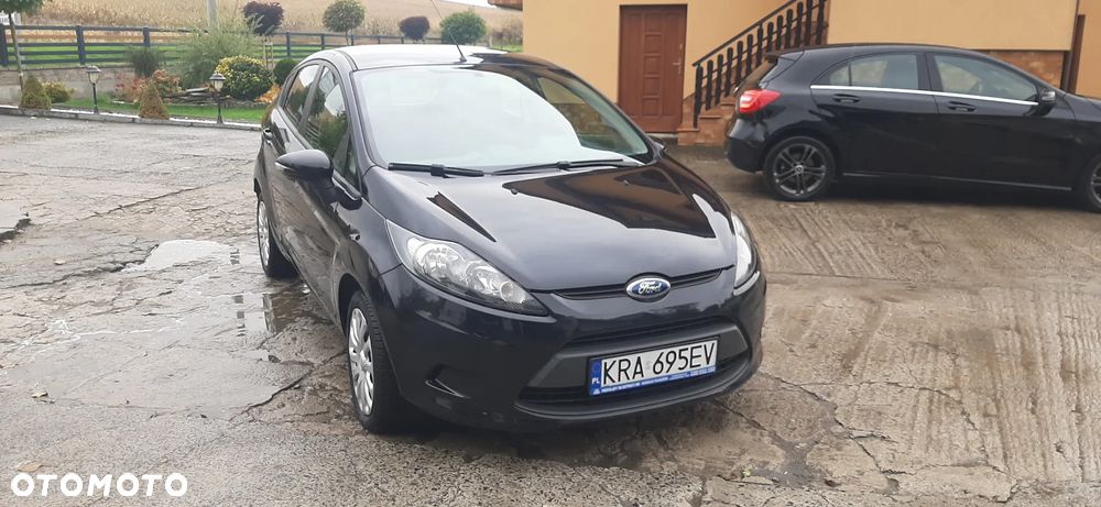 Ford Fiesta - 10