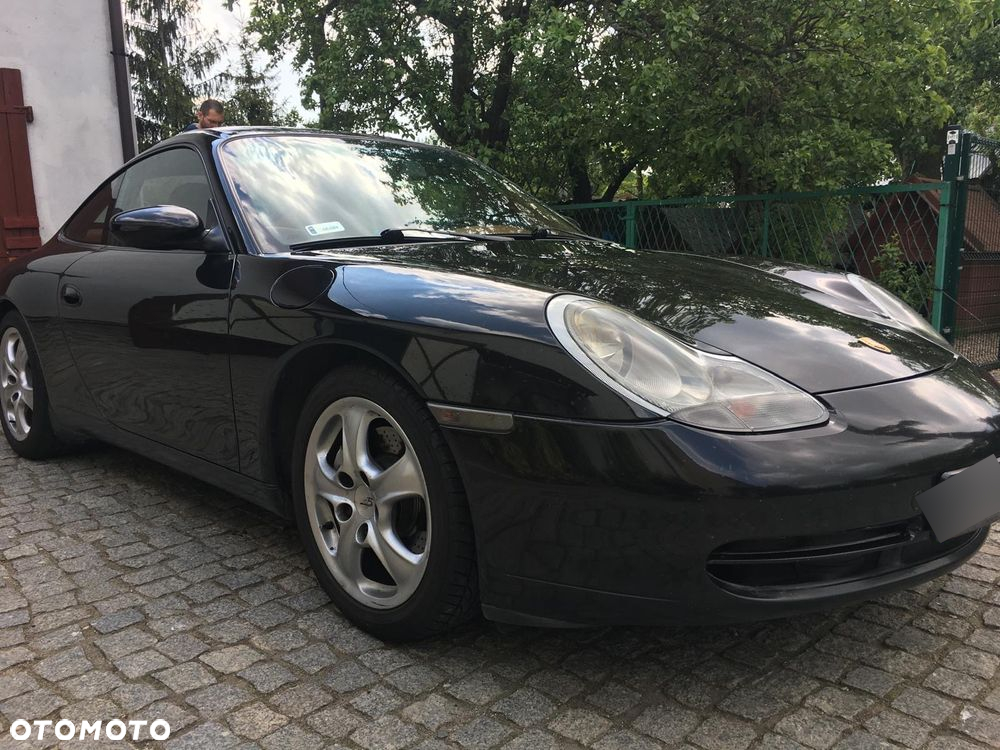 Porsche 911 Carrera - 3