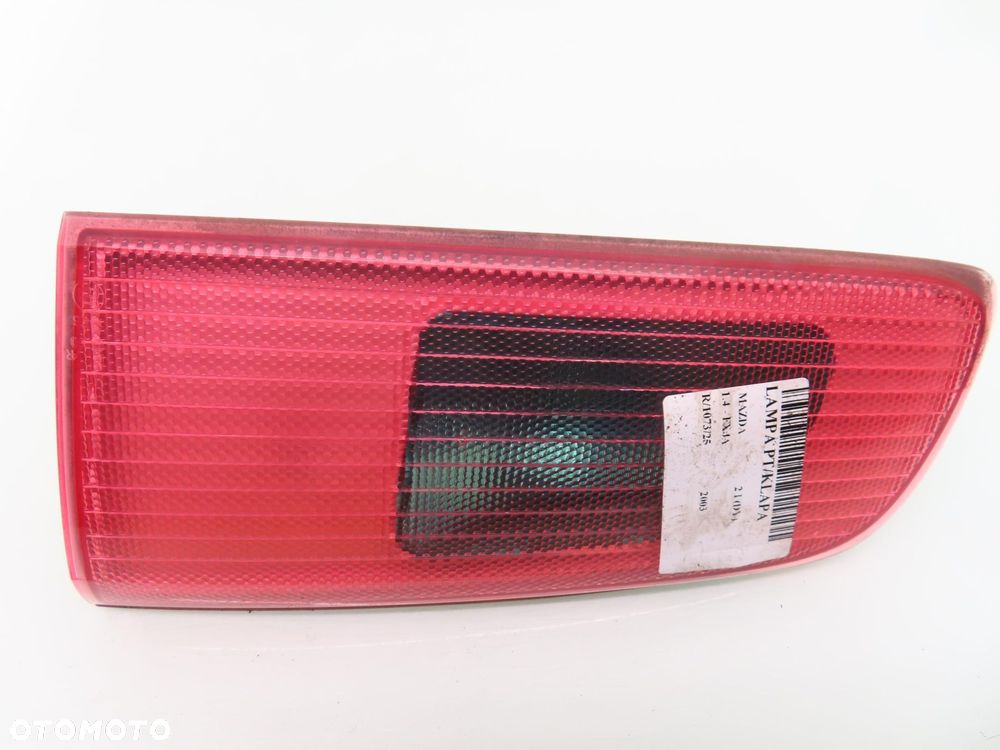 LAMPA PRAWA TYLNA KLAPA MAZDA 2 I DY 3M7113547AF - 4