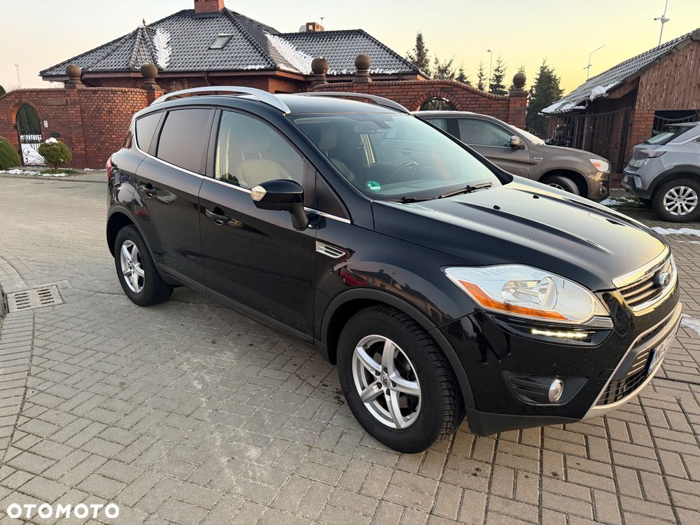 Ford Kuga 2.0 TDCi 2x4 Titanium - 5