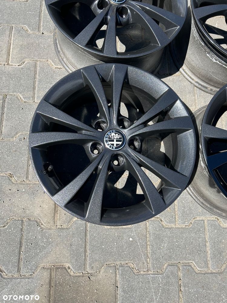 Alufelgi Alfa Romeo Giulietta 16 cali 5x110 czarne - 3