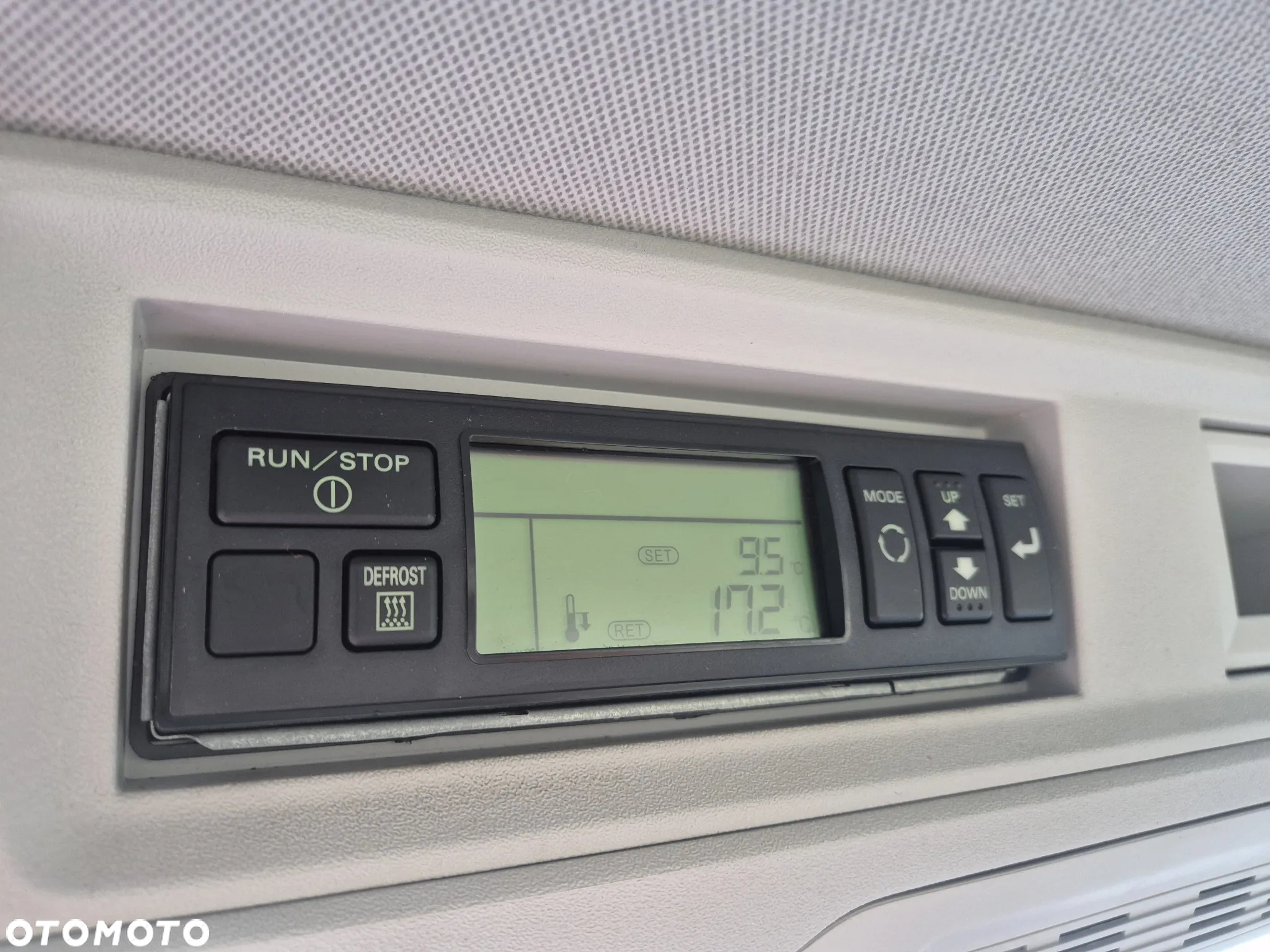 MAN TGE 3.180 DSG 4Motion / 4X4 / CHŁODNIA MITSUBISHI / WINDA ZEPRO 750KG / WEBASTO / BEZWYPADKOWY / 8 EUROPALET / STAN IDEALNY / RZADKOŚĆ NA RYNKU! - 40