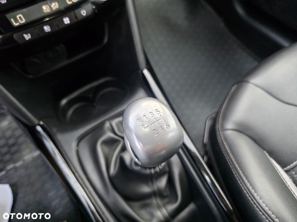 Peugeot 2008 - 26