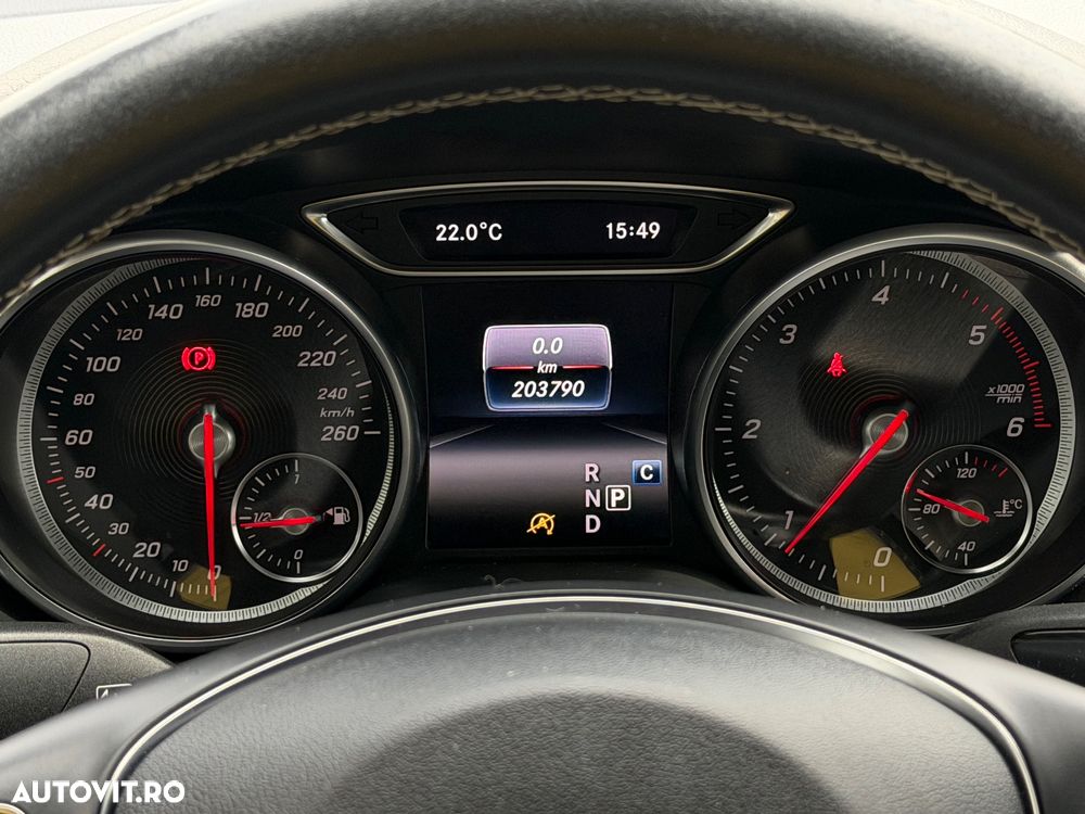 Mercedes-Benz CLA 180 d 7G-DCT - 20