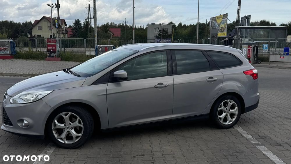 Ford Focus 1.0 EcoBoost Trend - 9