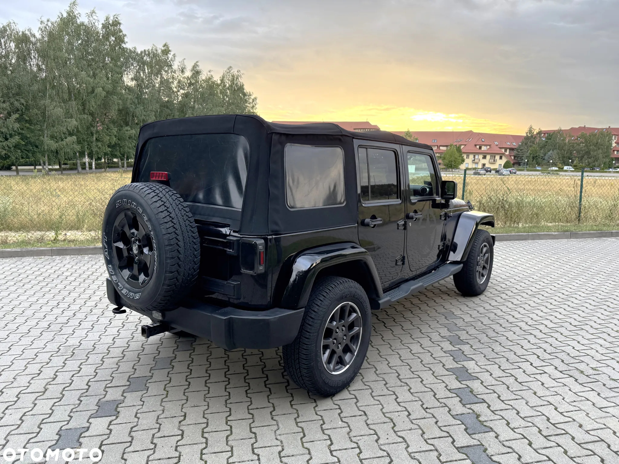 Jeep Wrangler Unlimited 3.6 Automatik Sahara - 4