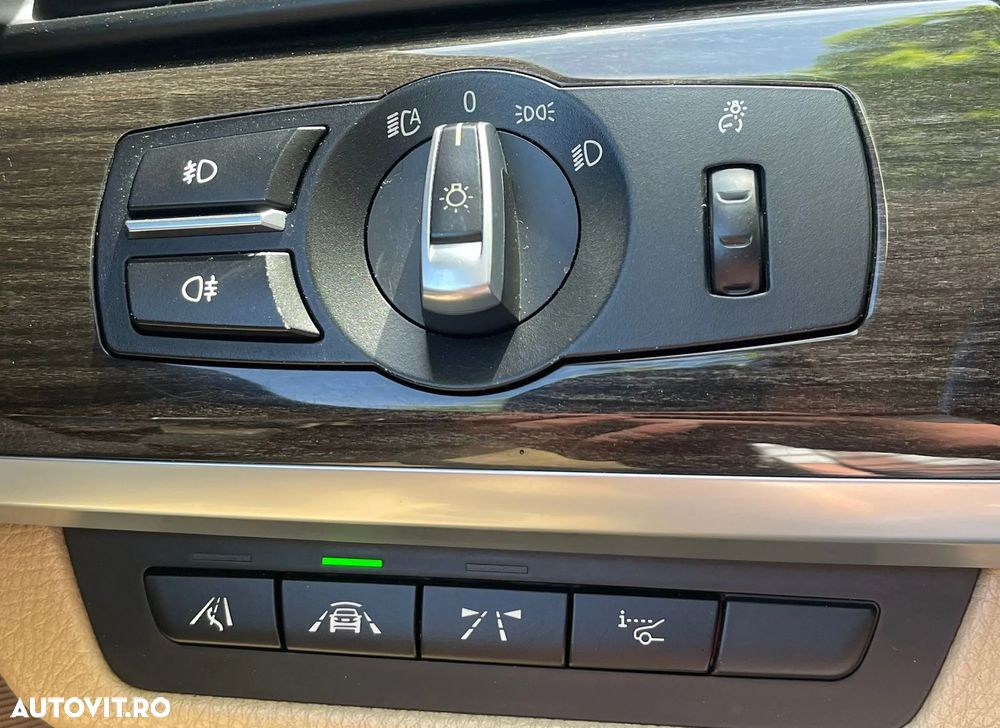 BMW Seria 7 750d xDrive - 15