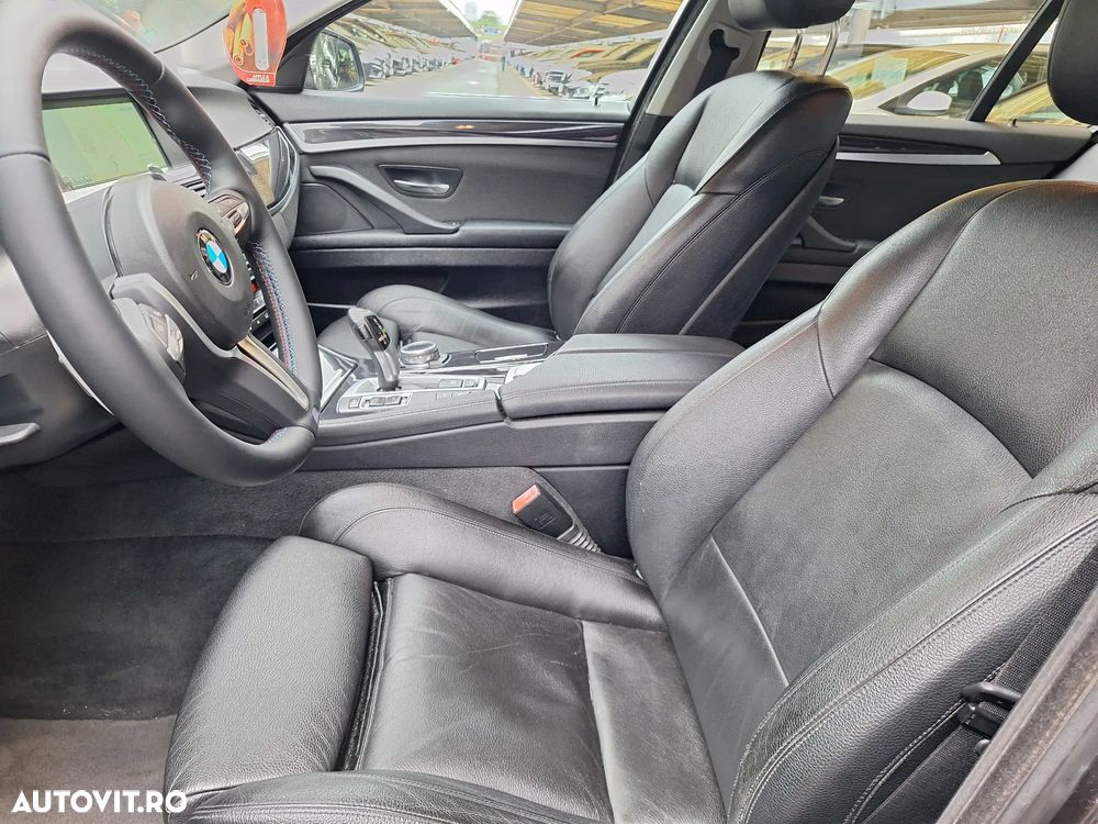 BMW Seria 5 520d Aut. - 25