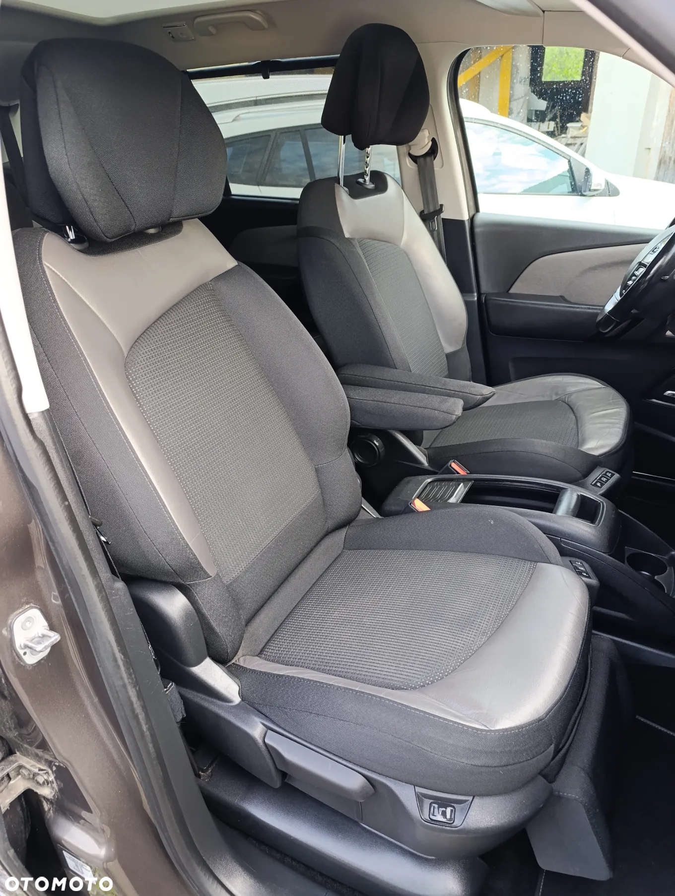 Citroën C4 SpaceTourer Grand 2.0 BlueHDi Shine S&S EAT6 - 19