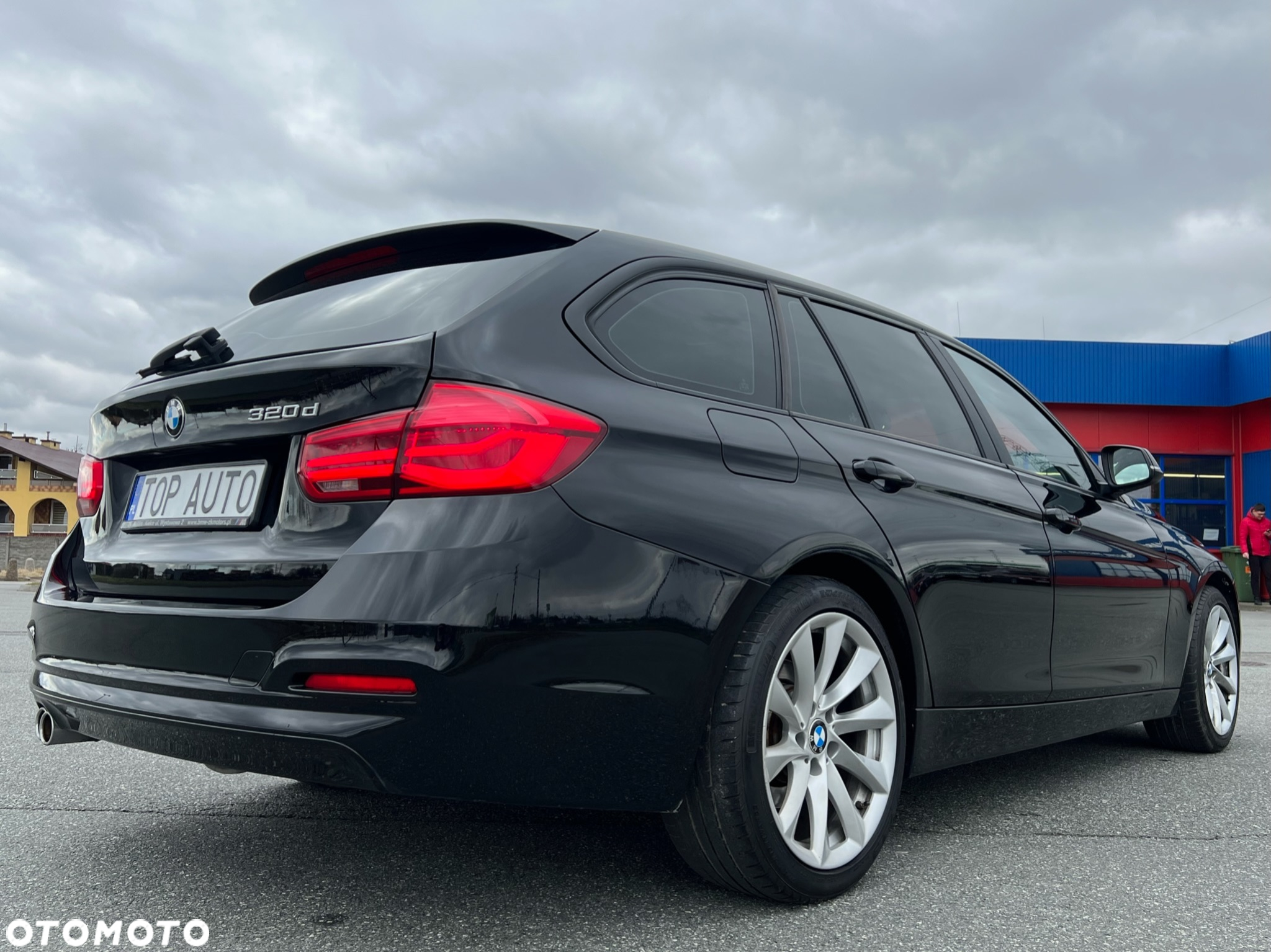BMW Seria 3 320d Touring - 14
