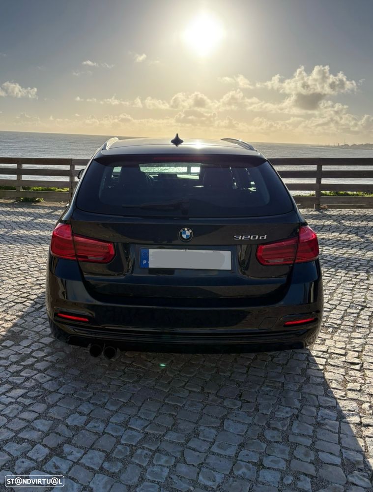 BMW 320 d Line Sport - 2