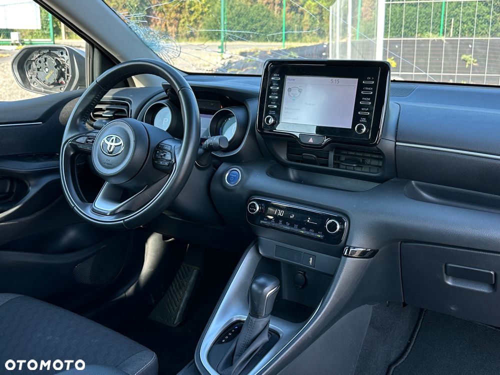 Toyota Yaris - 22