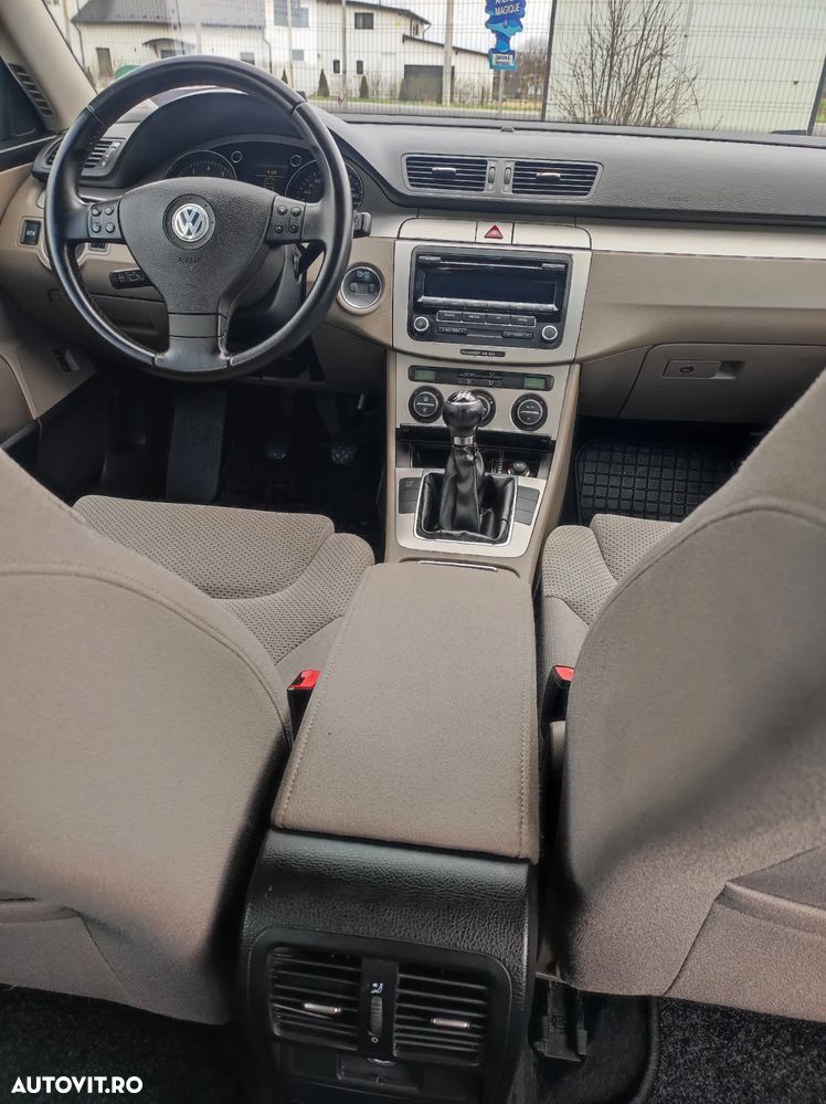 Volkswagen Passat 1.4 TSI BlueMotion Technology Comfortline - 15
