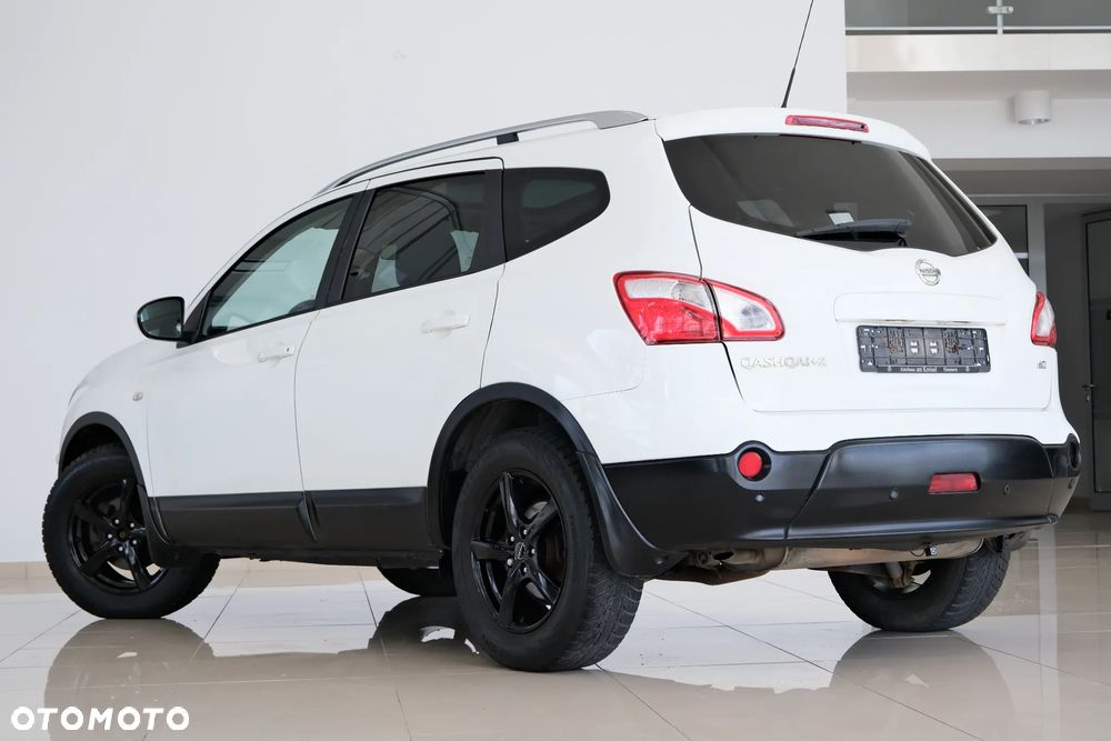 Nissan Qashqai+2 - 10