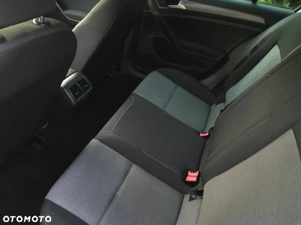 Volkswagen Golf 1.2 TSI BlueMotion Technology Comfortline - 31