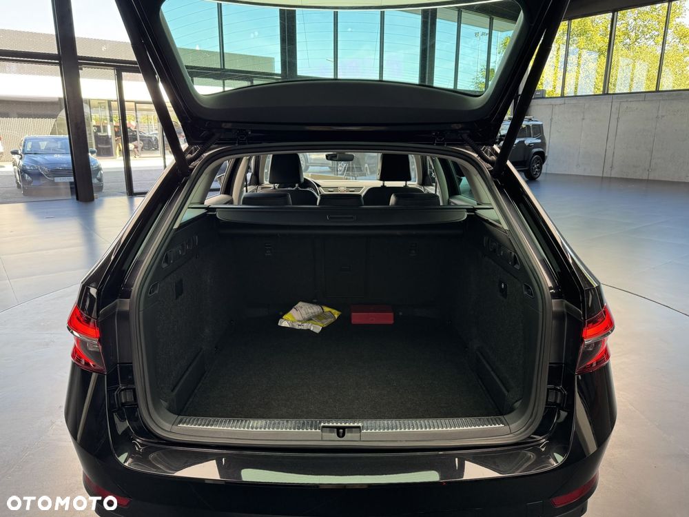 Skoda Superb 2.0 TSI 4x4 L&K DSG - 20
