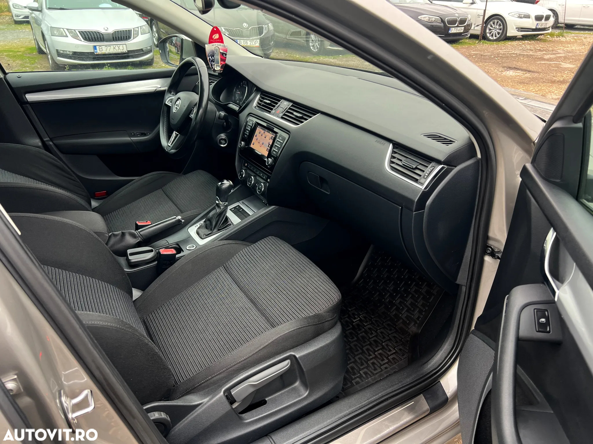 Skoda Octavia 1.6 TDI DSG Ambition - 20