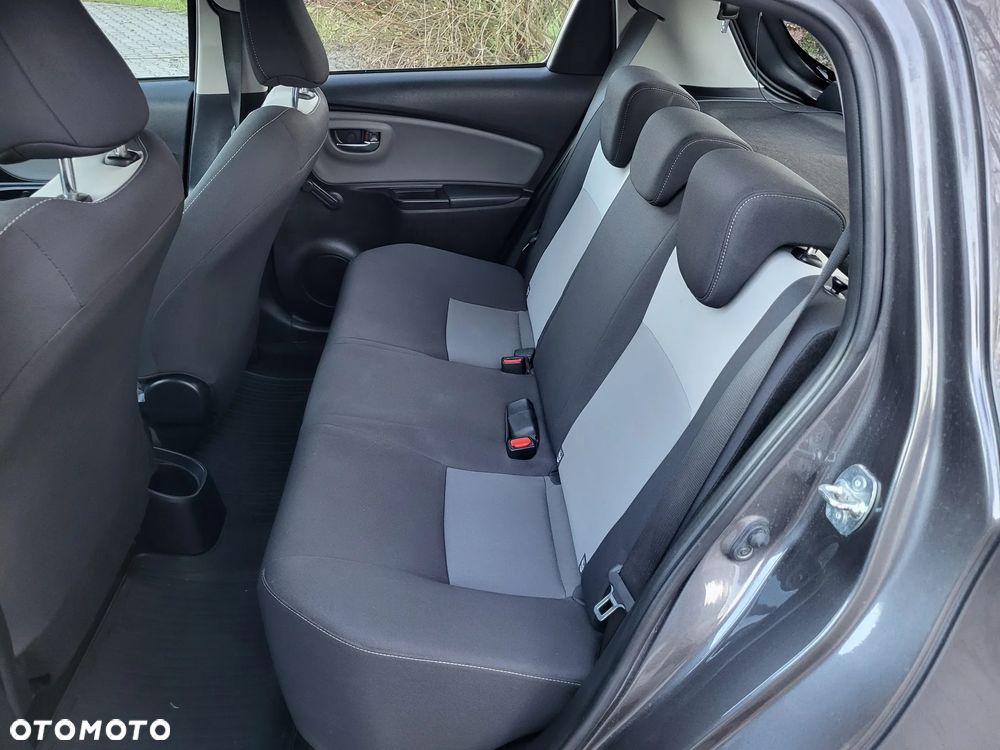 Toyota Yaris 1.5 Premium CVT - 21
