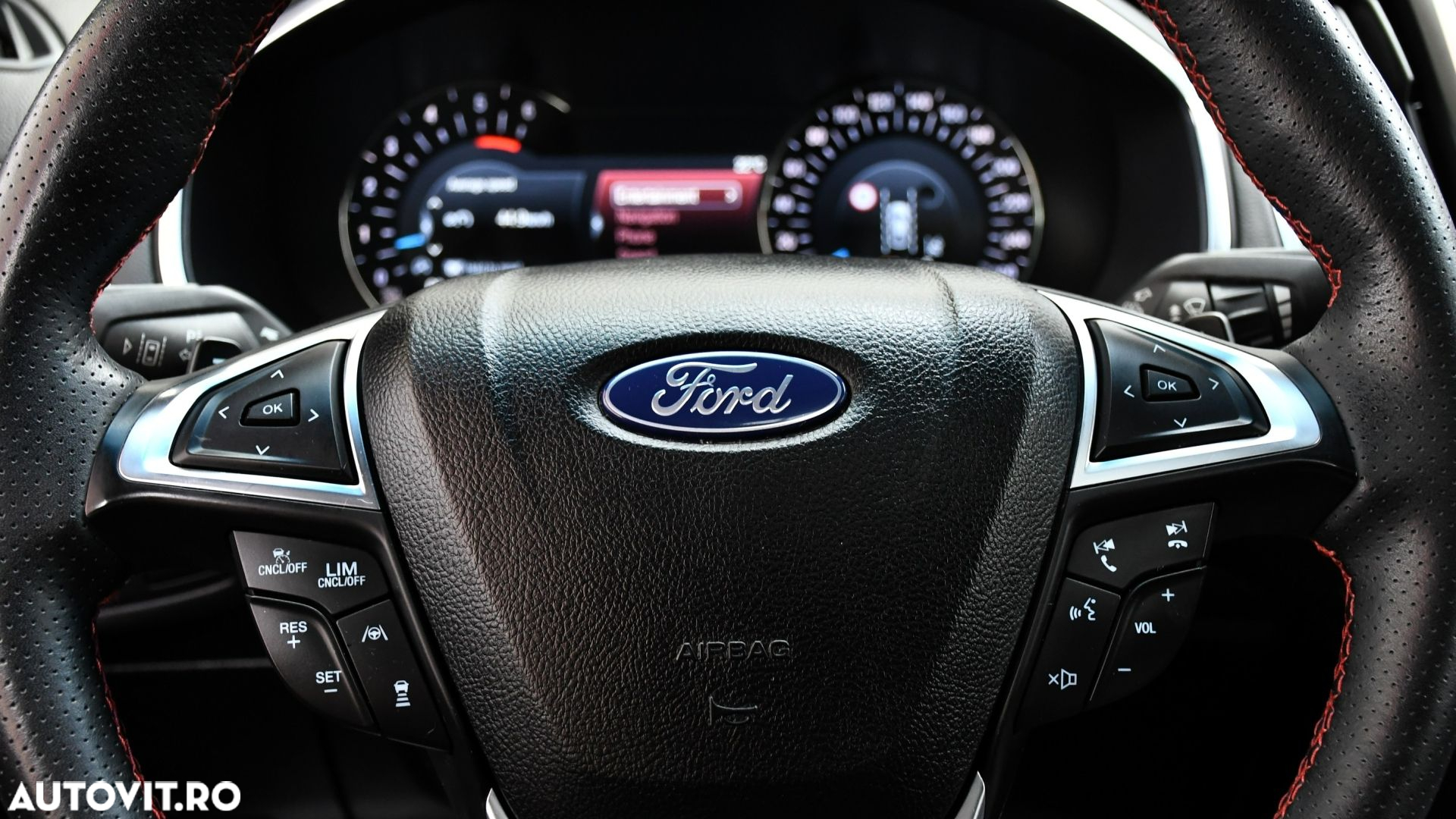 Ford Edge 2.0 EcoBlue Bi-Turbo 4x4 Aut. ST-LINE - 17