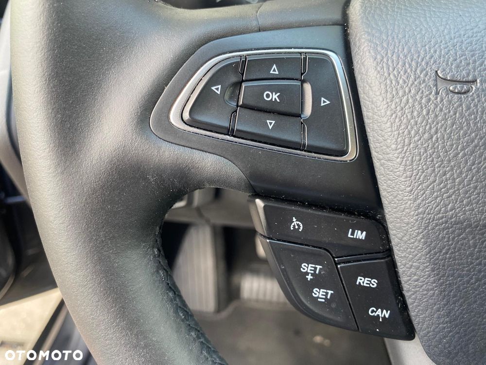 Ford Focus 1.0 EcoBoost STart-Stopp-System TITANIUM - 31