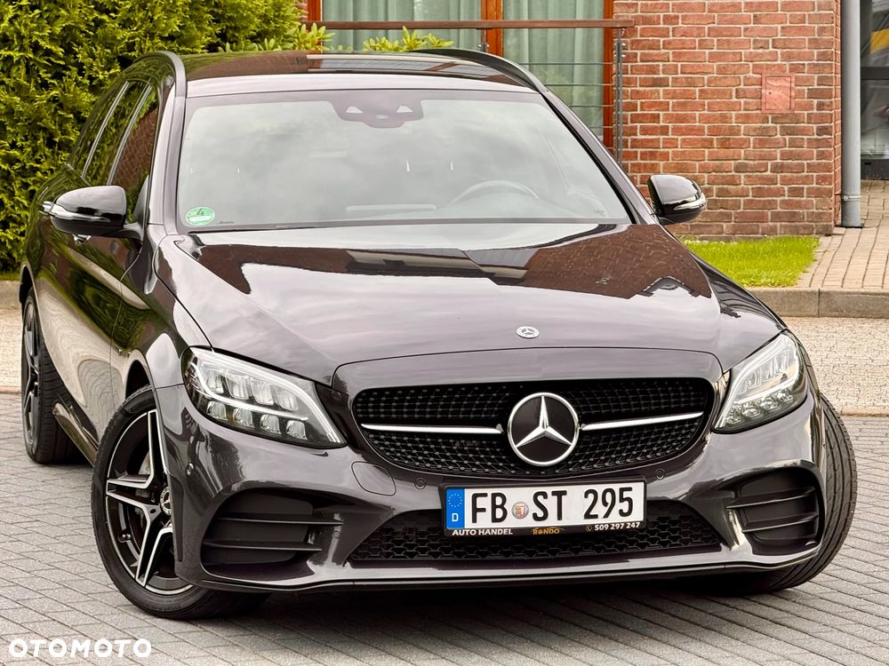 Mercedes-Benz Klasa C 300 e 9G-TRONIC AMG Line - 2
