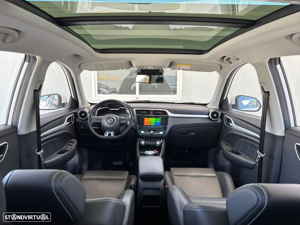MG ZS EV 44.5 kWh Luxury - 25