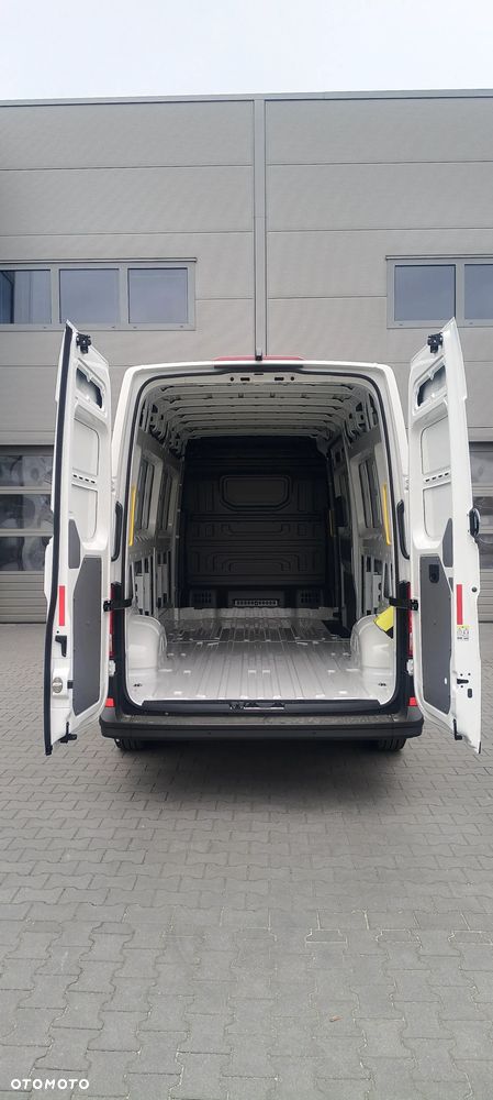 Volkswagen Crafter 35 Furgon Długi - 7