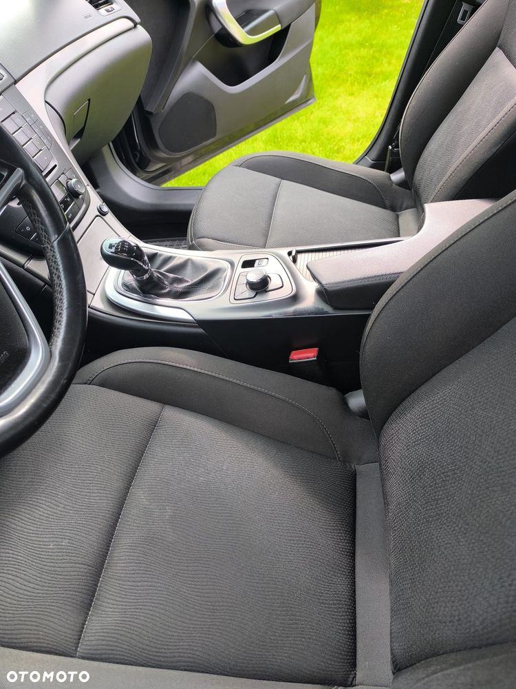 Opel Insignia 1.8 - 5