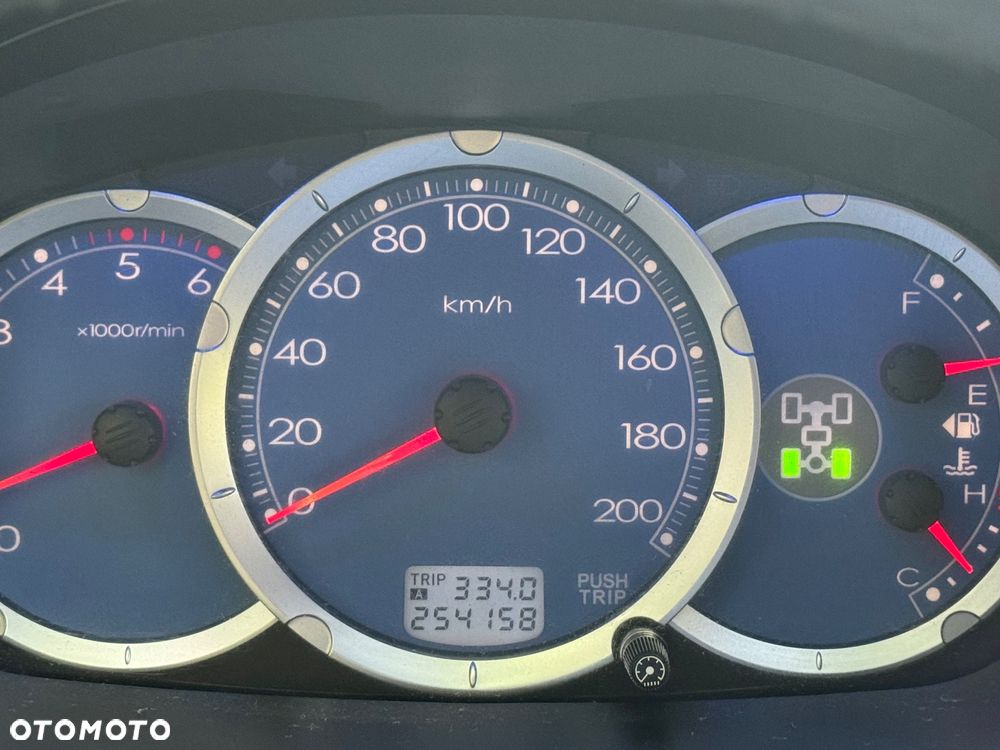 Mitsubishi L200 2.5 DID Intense + - 29