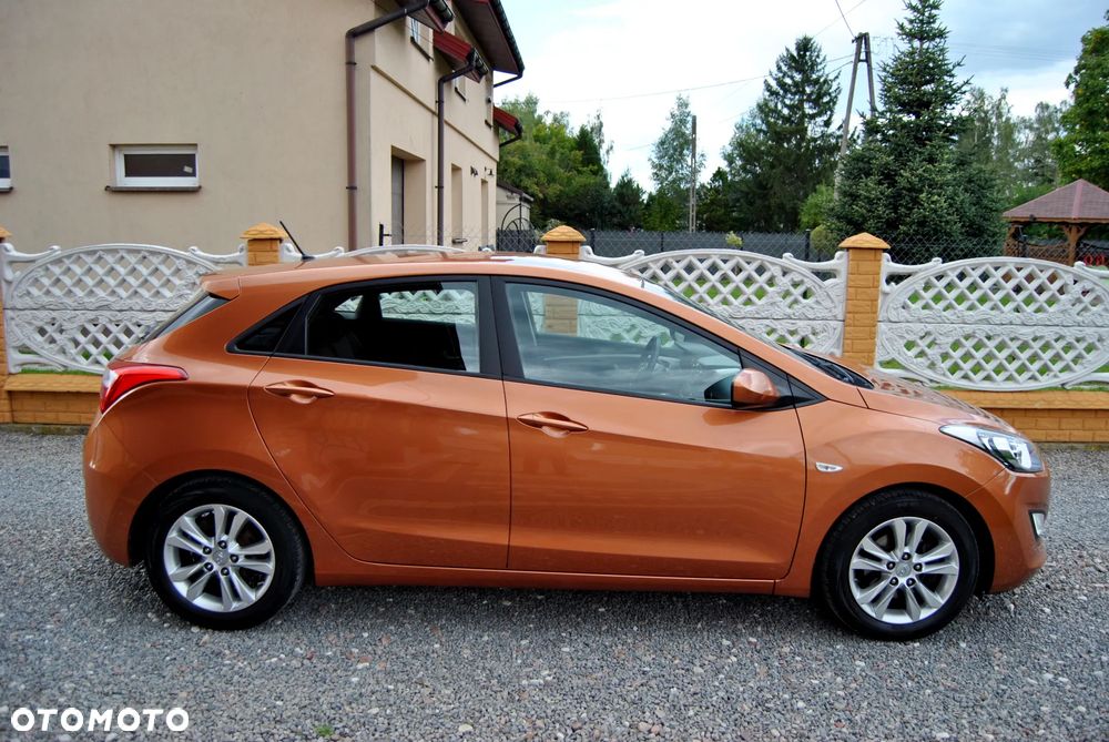 Hyundai i30 1.4 Trend - 6