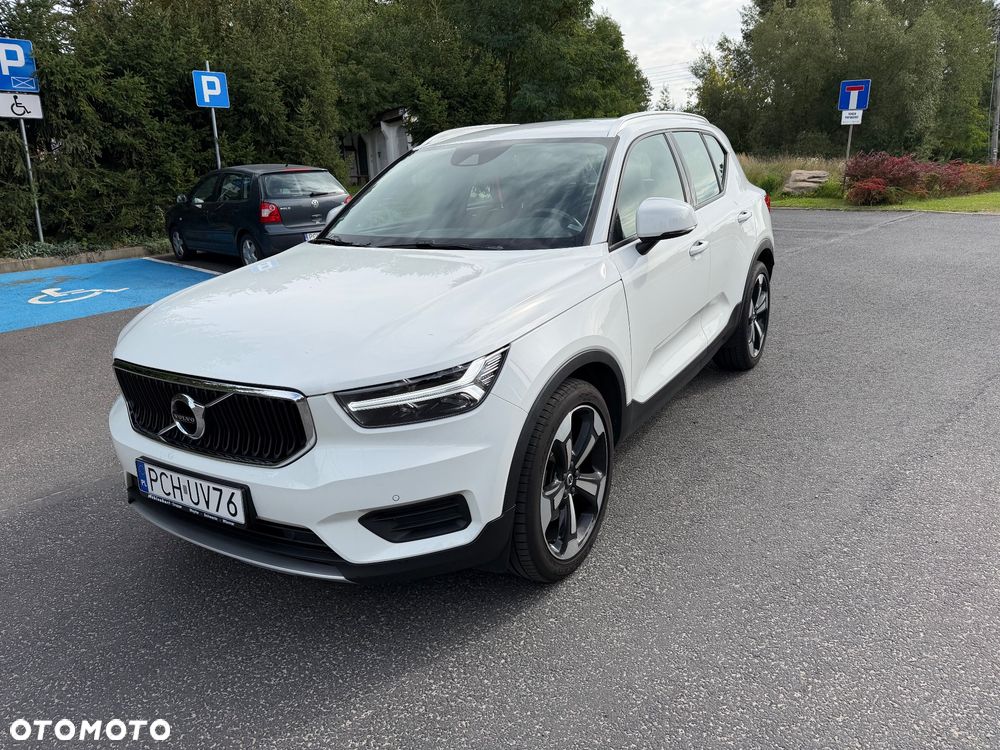Volvo XC 40 D4 AWD Geartronic Momentum - 4
