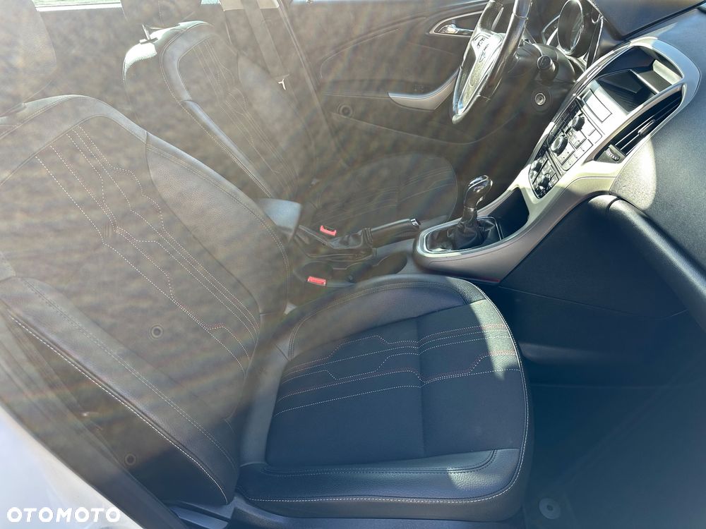 Opel Astra 1.4 Turbo Sports Tourer Design Edition - 16