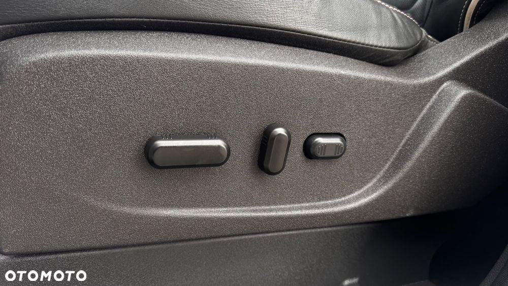 Ford Kuga Vignale 2.0 TDCi AWD - 29