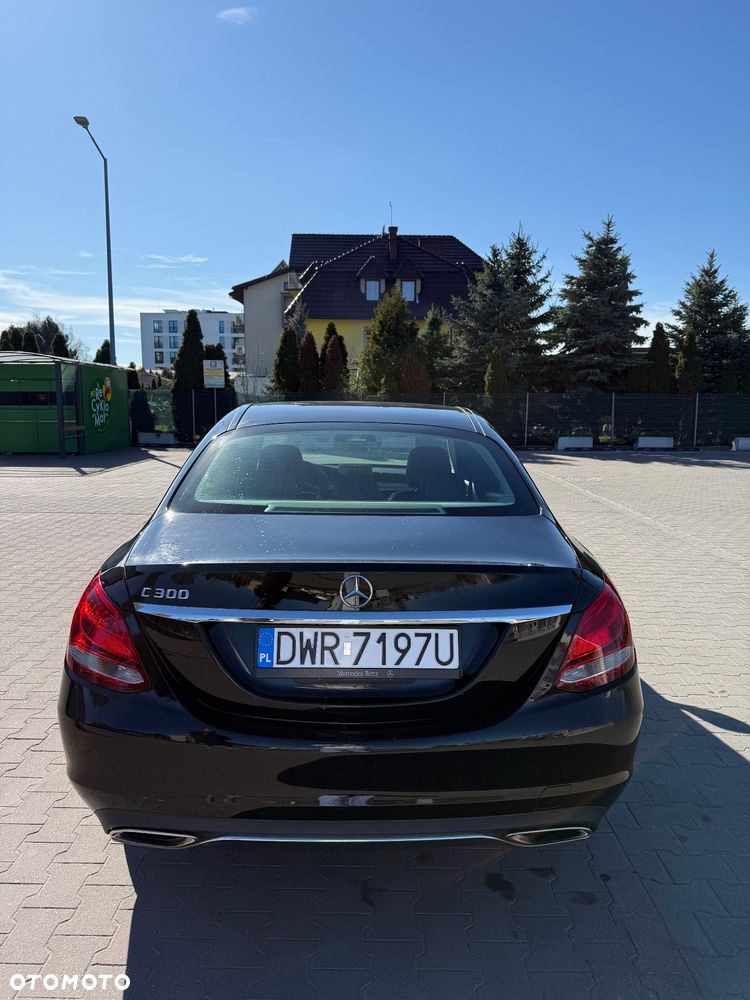 Mercedes-Benz Klasa C 300 7G-TRONIC - 16