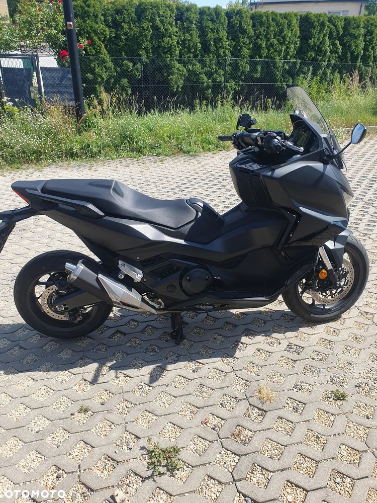 Honda NS - 9
